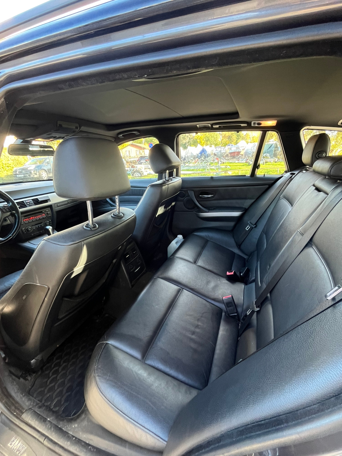 BMW 330xi 2006, bild 9/10