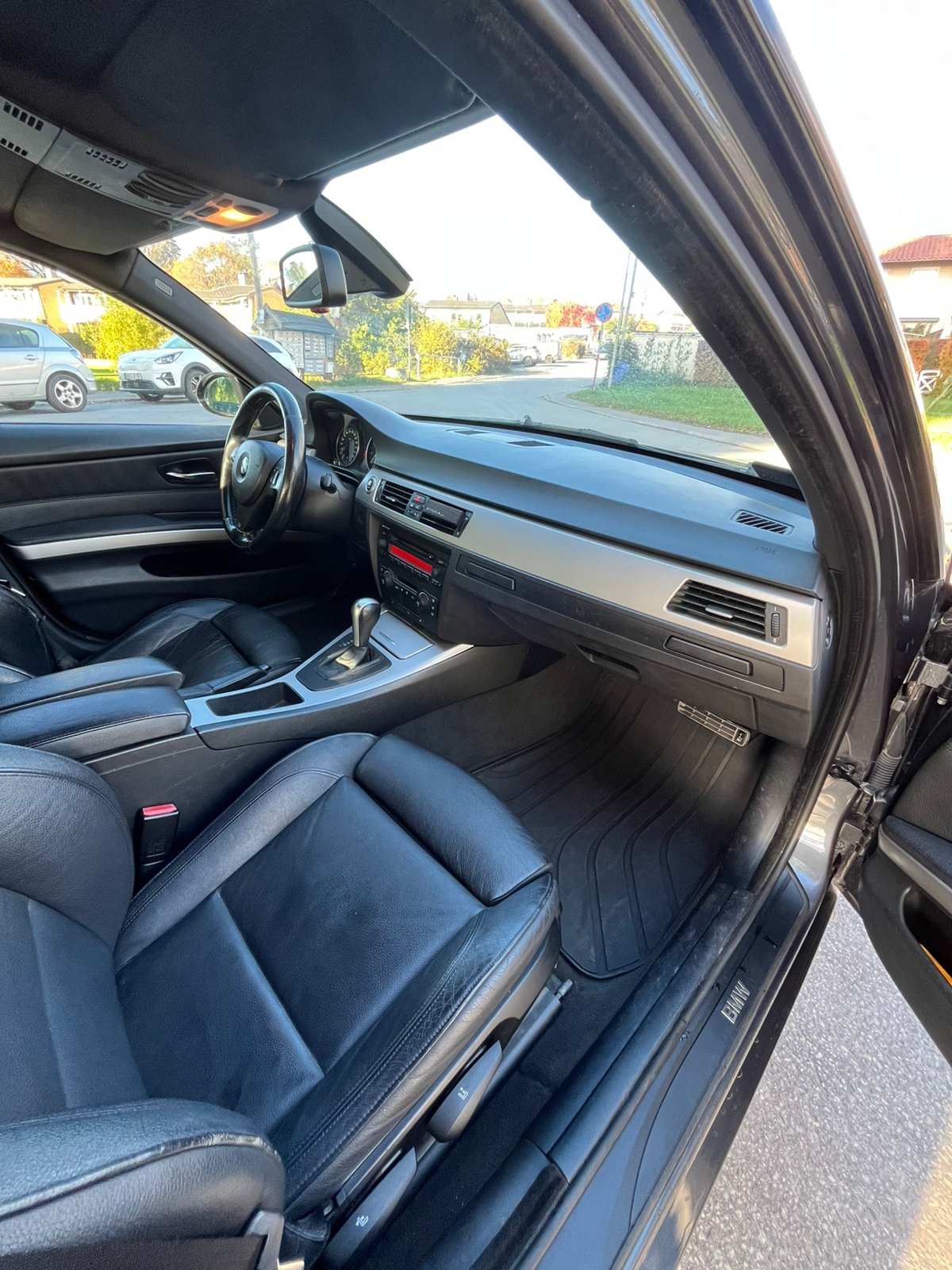 BMW 330xi 2006, bild 10/10