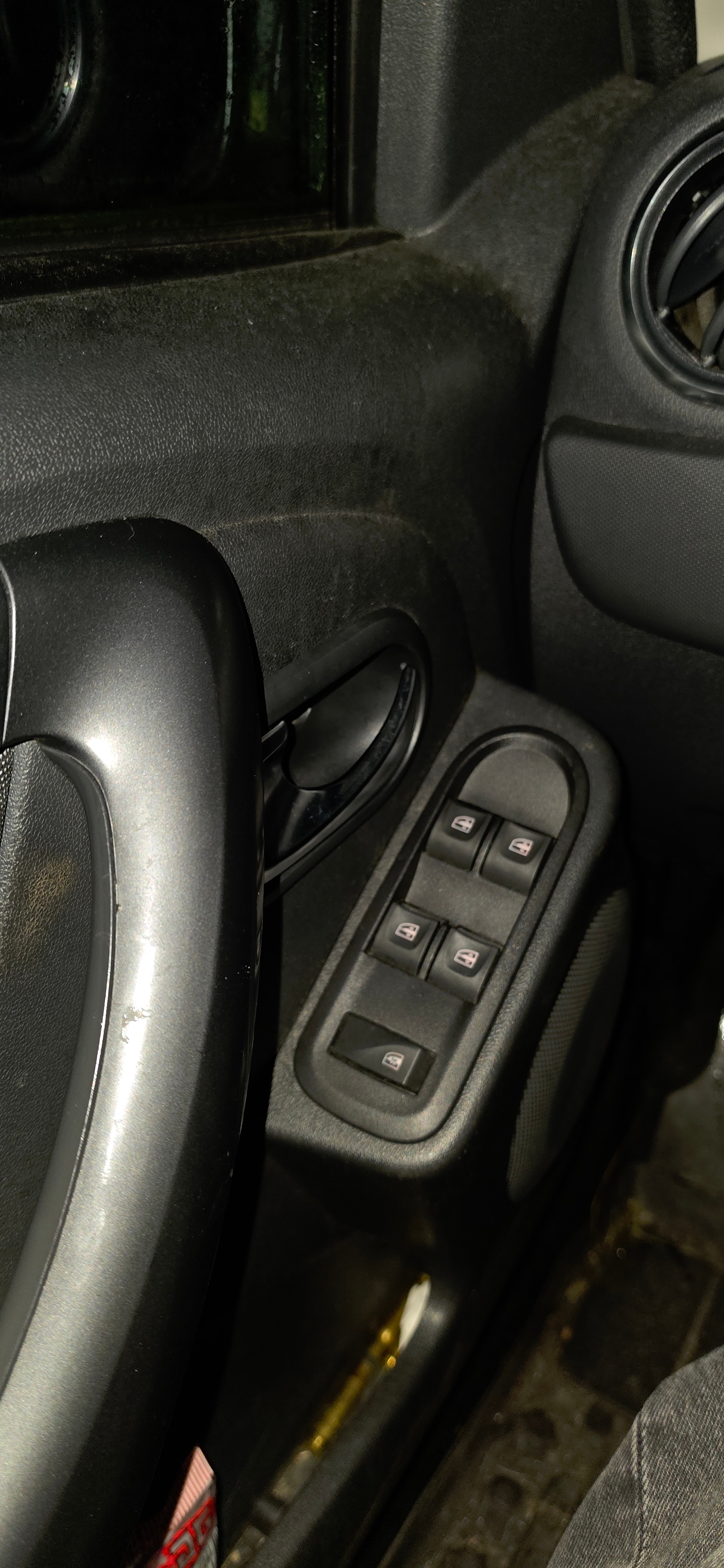 Dacia Duster TCe 125 2017, bild 5/5