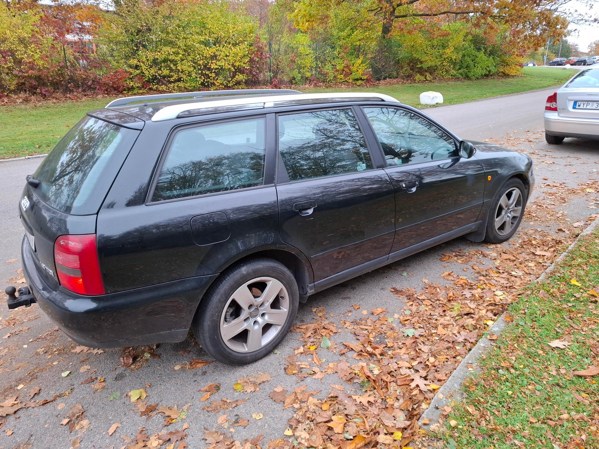 Audi A4 1.9 TDI 1998, bild 3/8