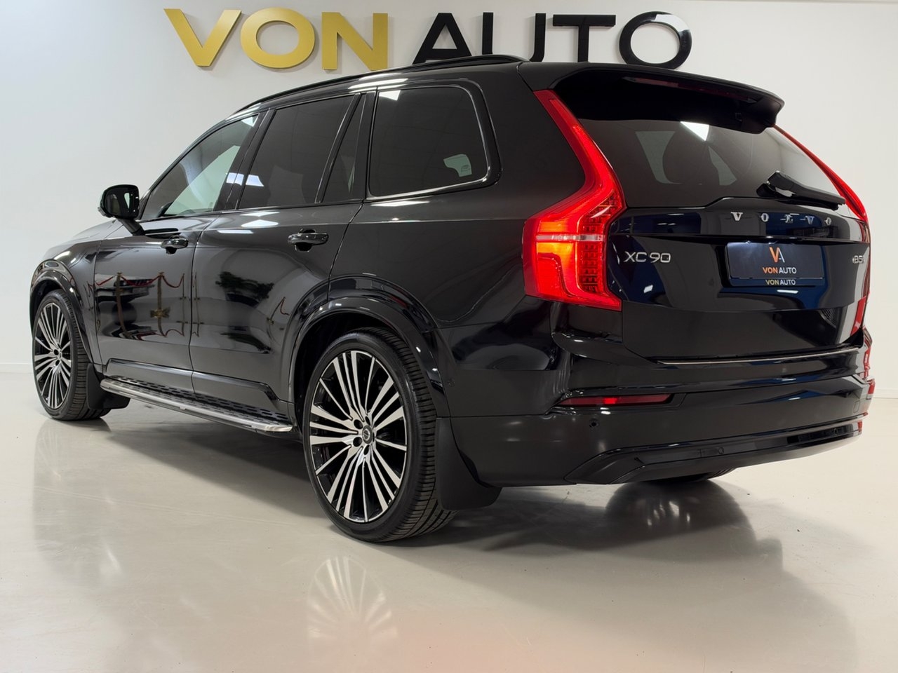 Volvo XC90 B5 Diesel Ultimate Dark 2023, bild 4/10
