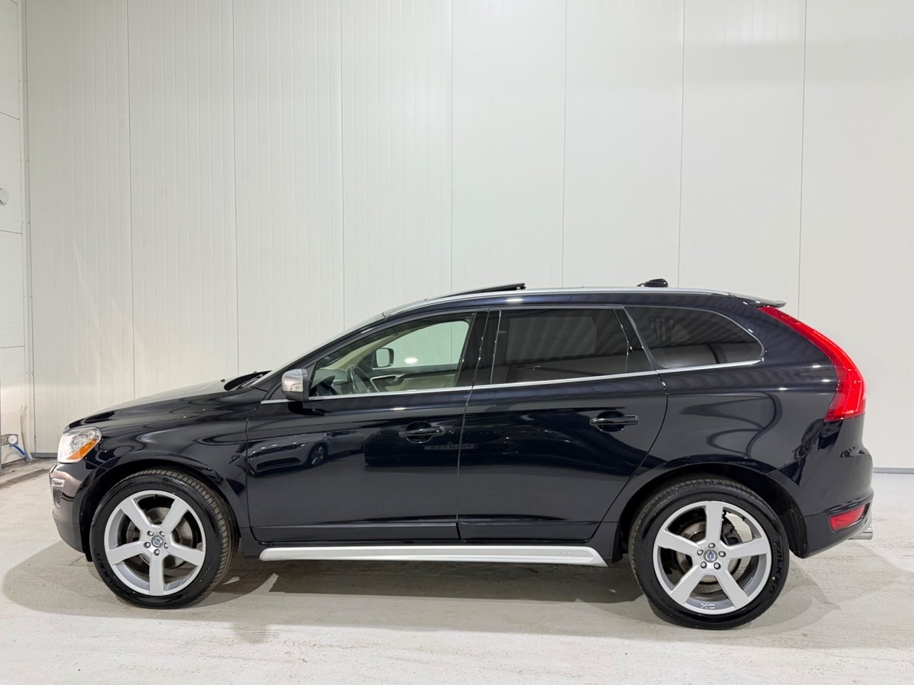 Volvo XC60 D5 R Design 2012, bild 3/10