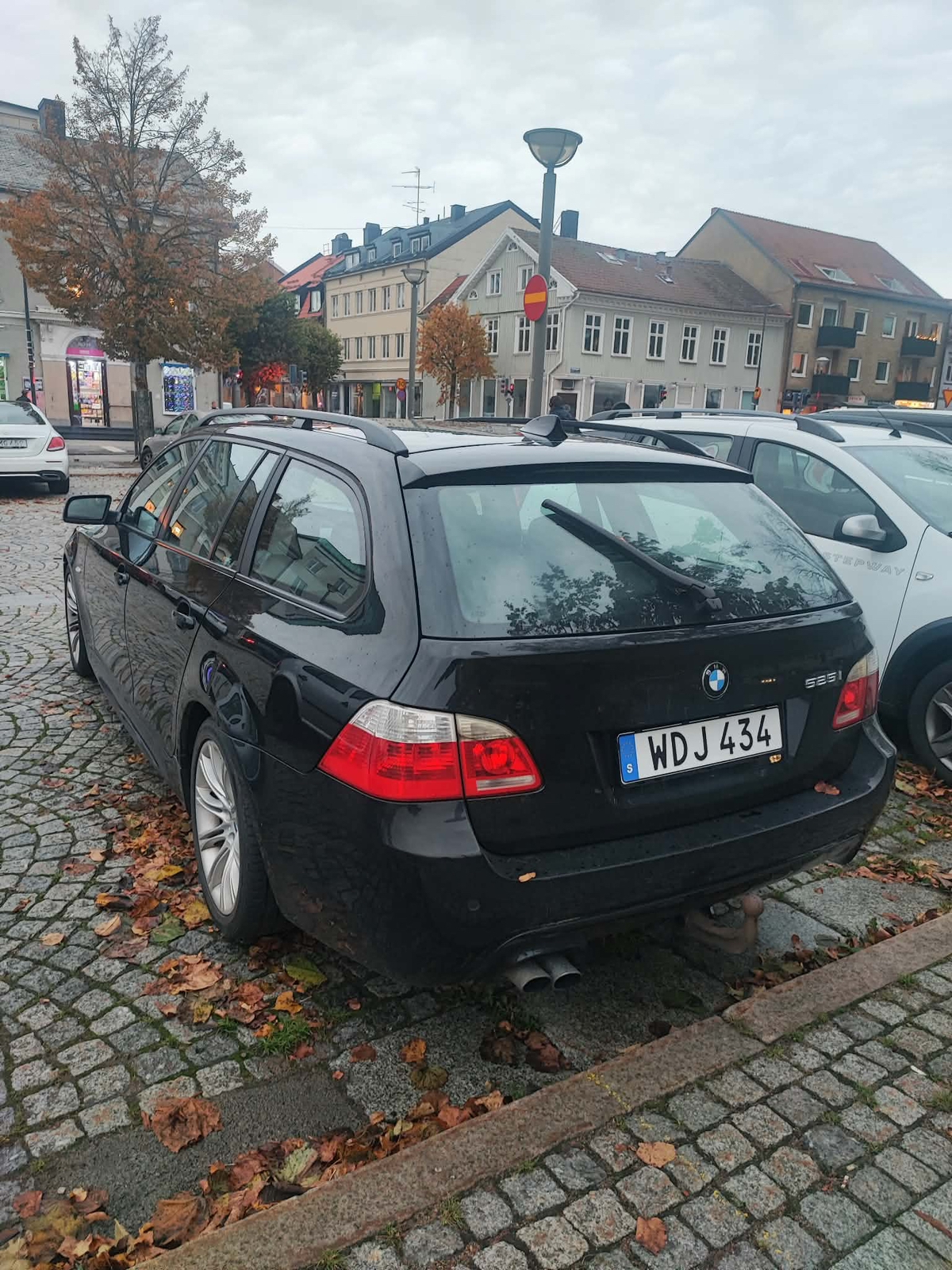 BMW 525i M Sport 2005, bild 2/5
