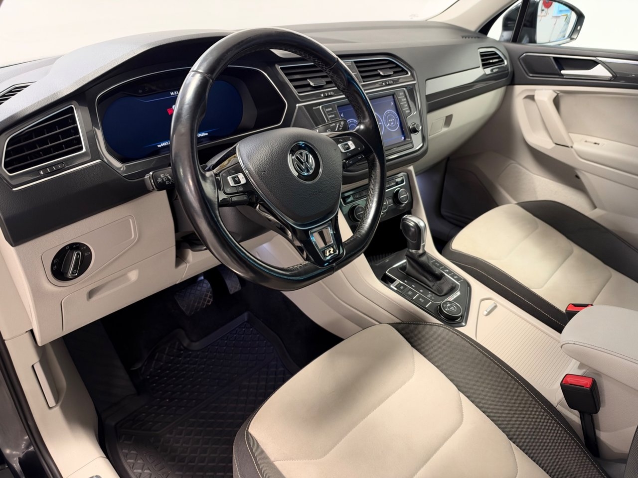 Volkswagen Tiguan 2.0 TDI SCR 2017, bild 9/10