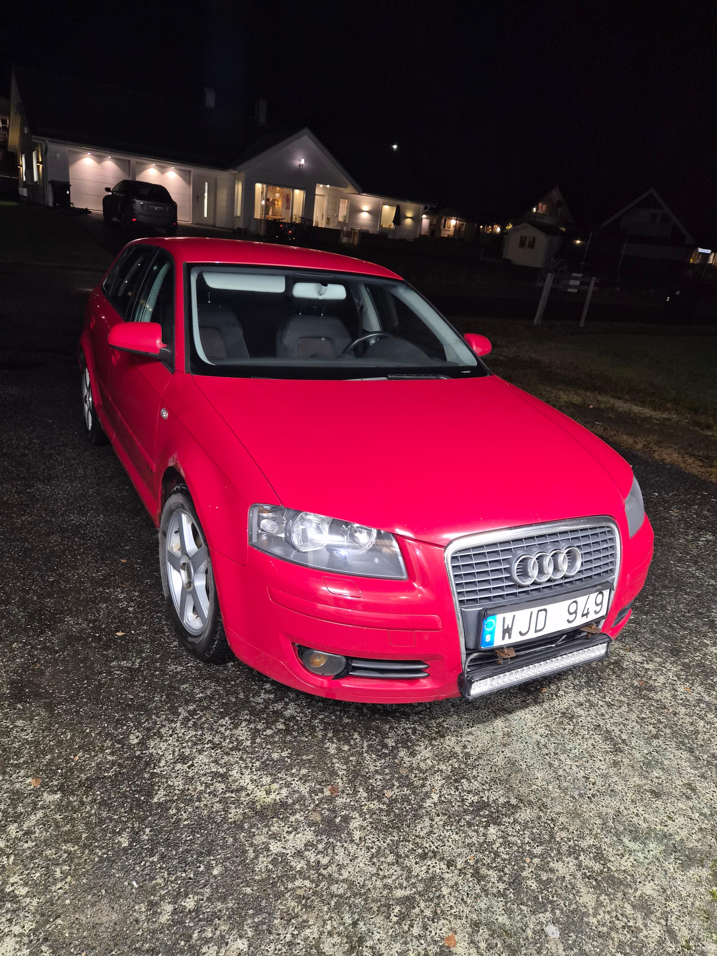 Audi A3 1.6 FSI 2005, bild 2/3