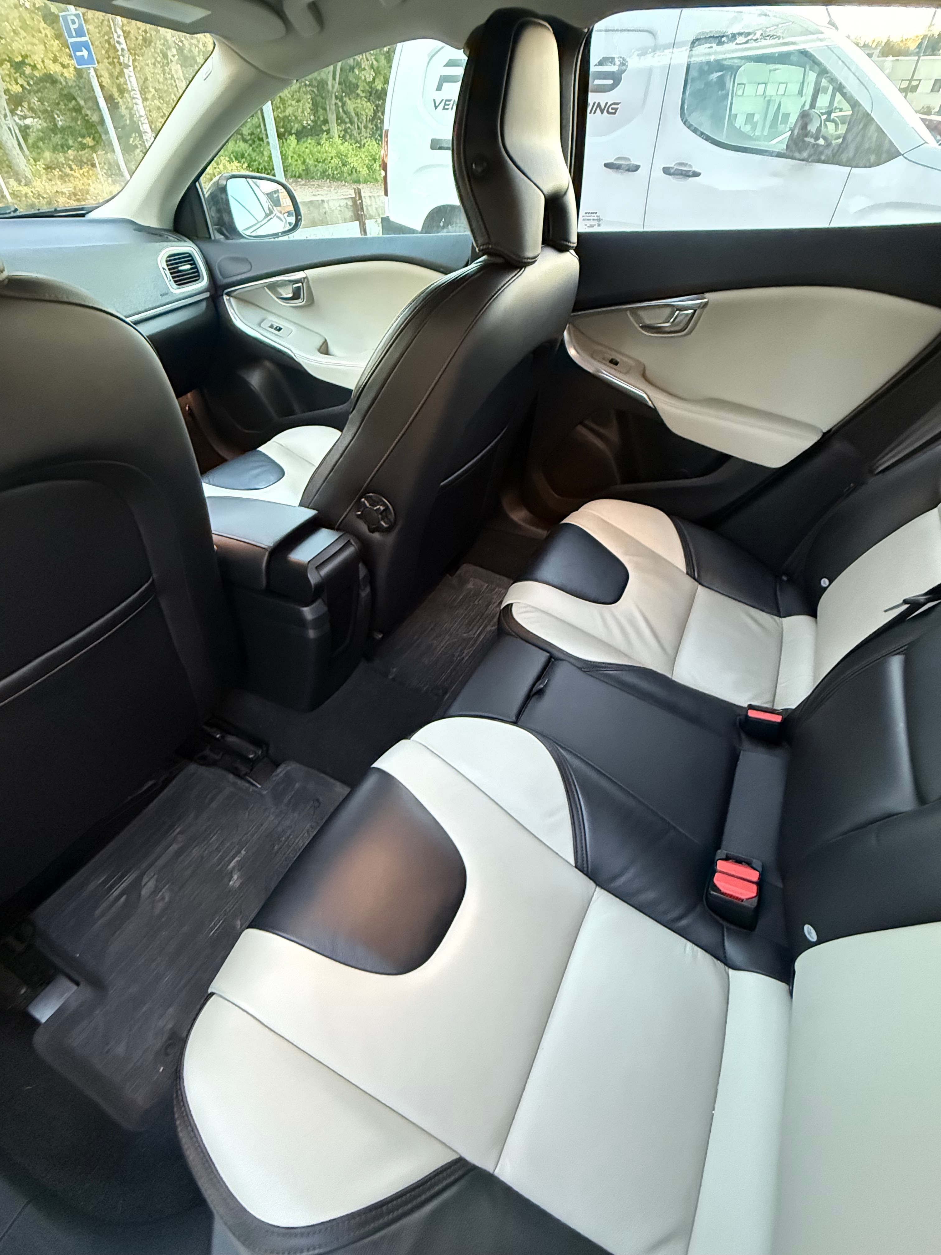 Volvo V40 Cross Country D2 2014, bild 7/10