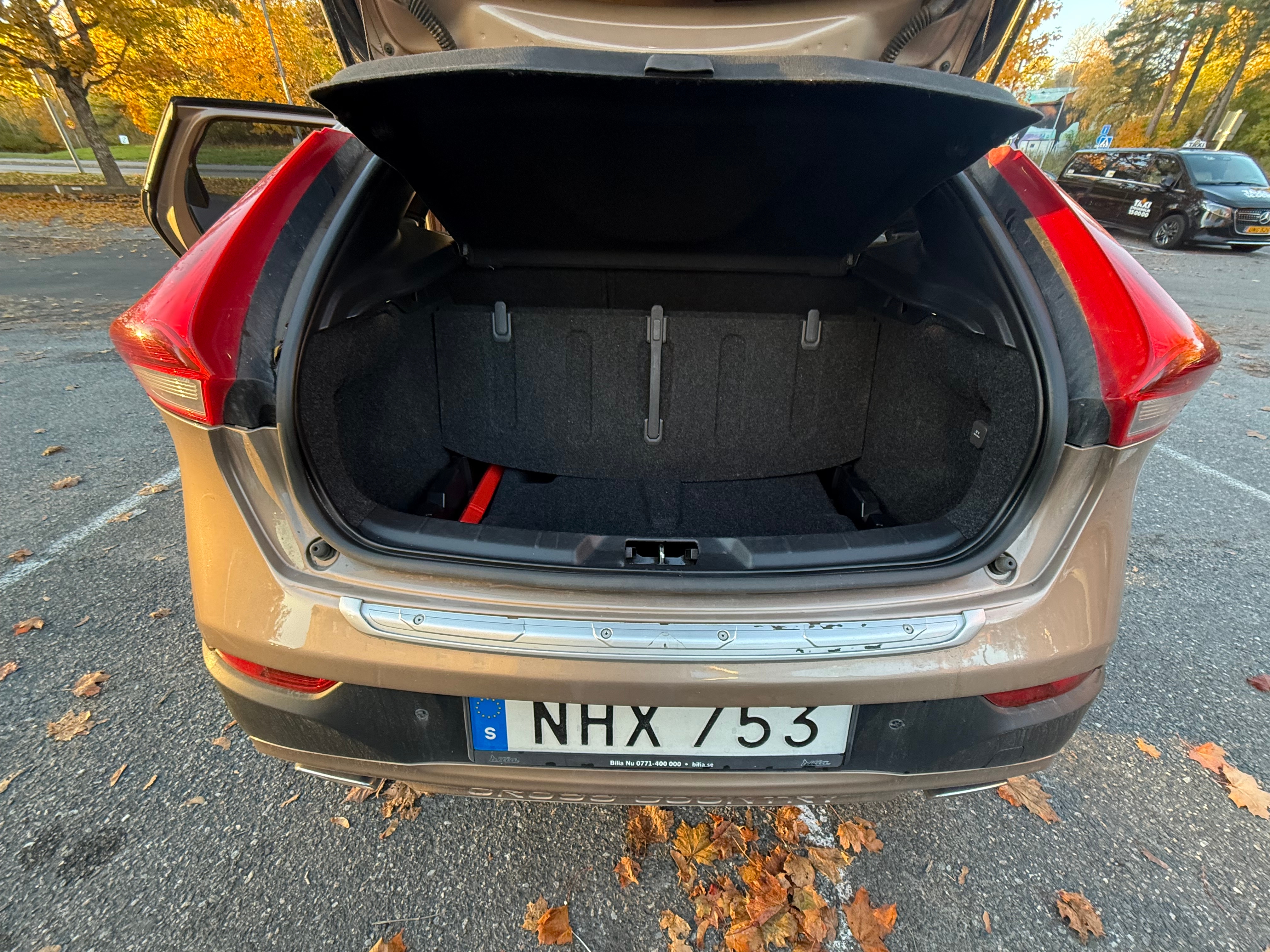 Volvo V40 Cross Country D2 2014, kuva 10/10