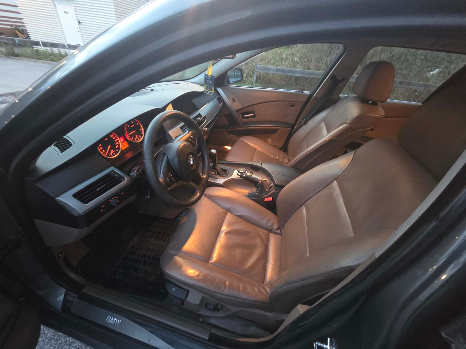 BMW 520d 2007, bild 6/10