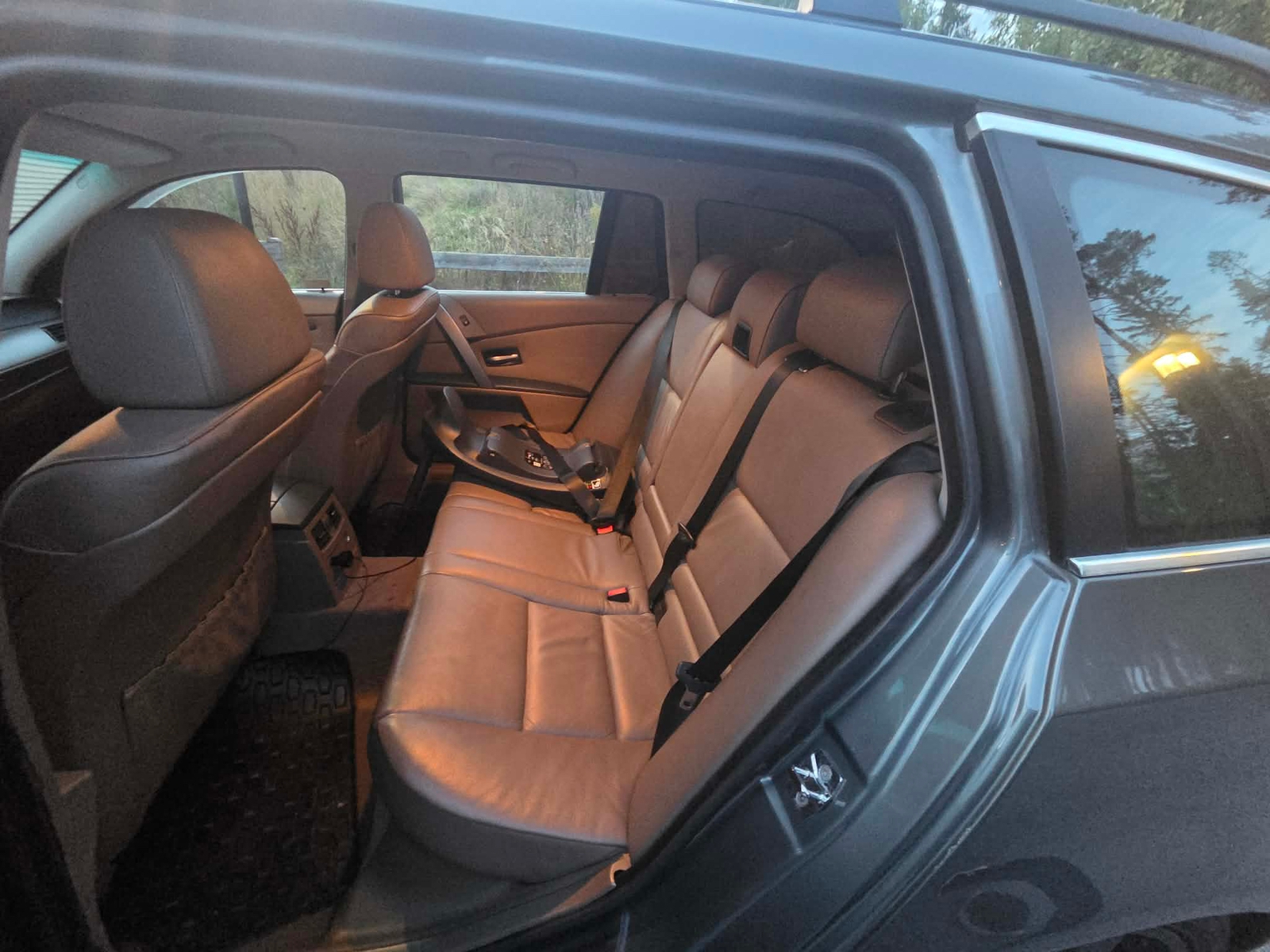 BMW 520d 2007, kuva 9/10