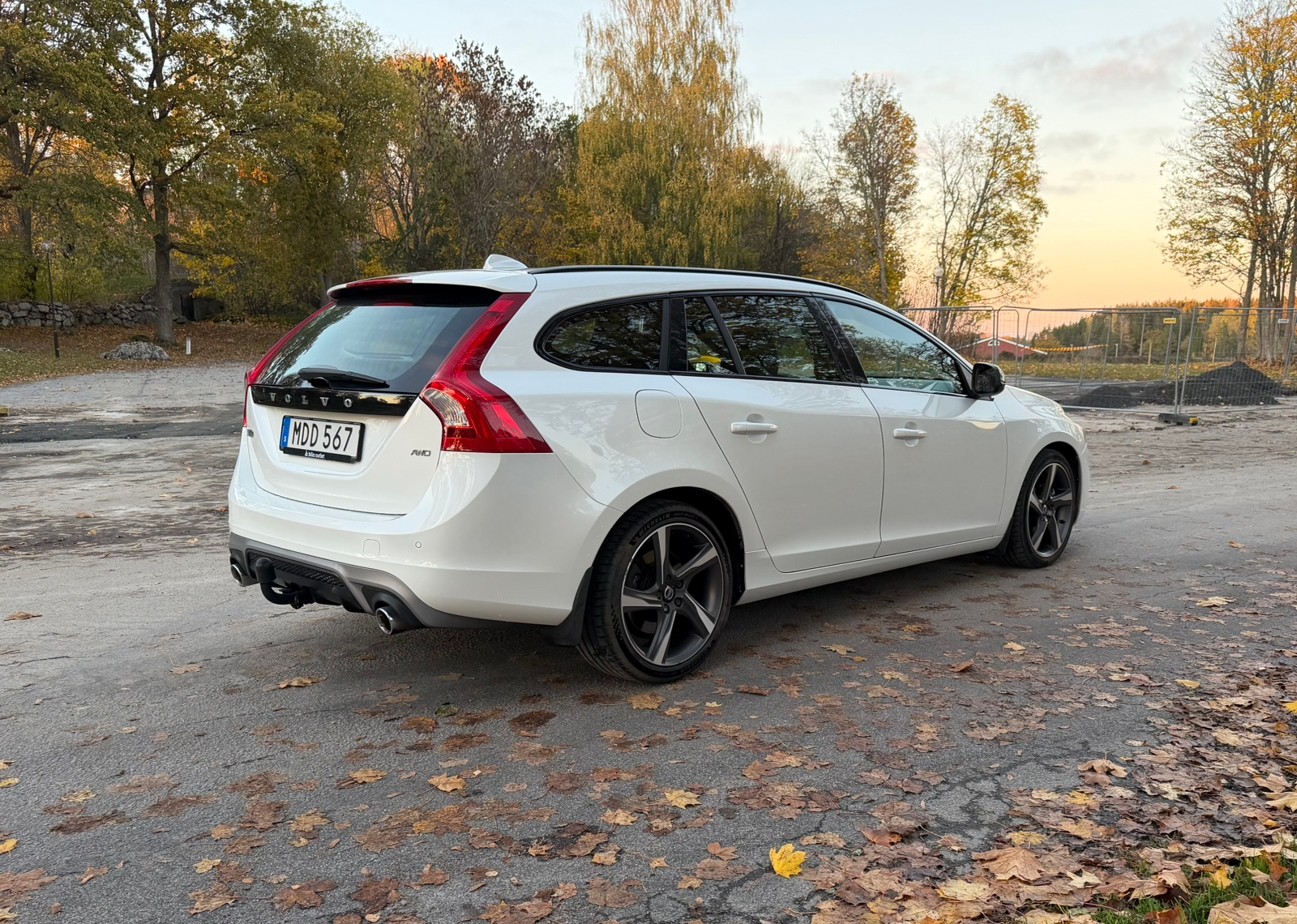 Volvo V60 D4 R Design 2016, bild 6/10