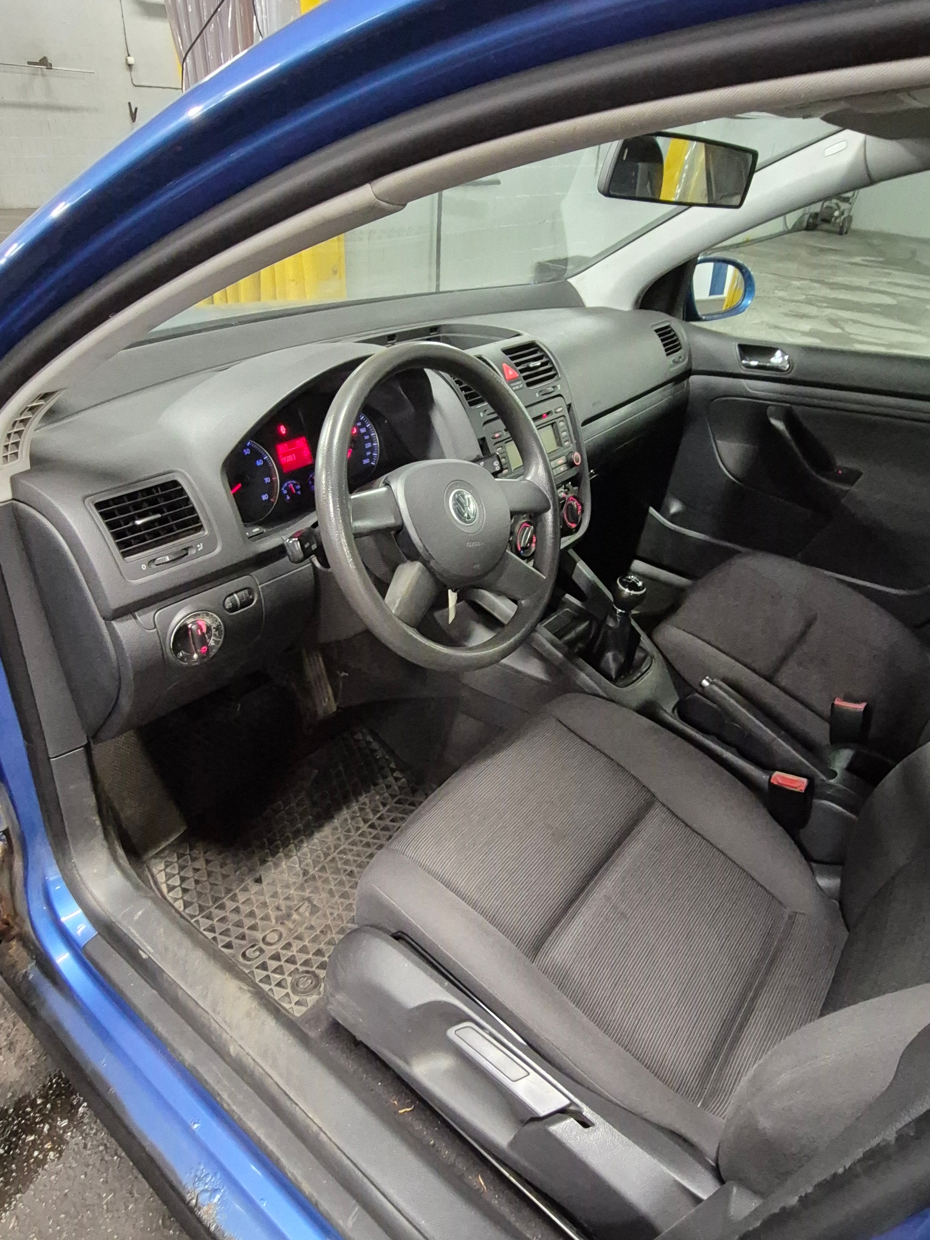 Volkswagen Golf 1.6 FSI 2005, bild 7/7