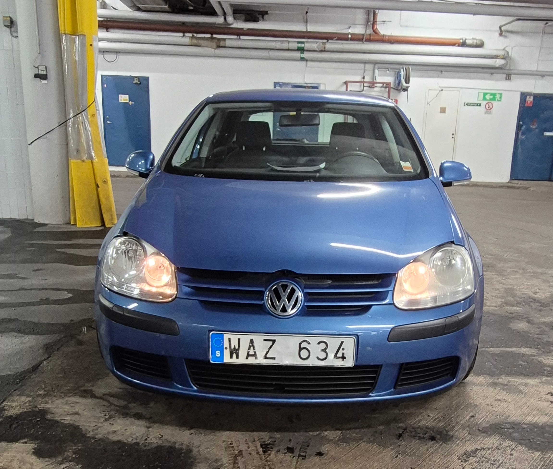 Volkswagen Golf 1.6 FSI 2005, bild 6/7