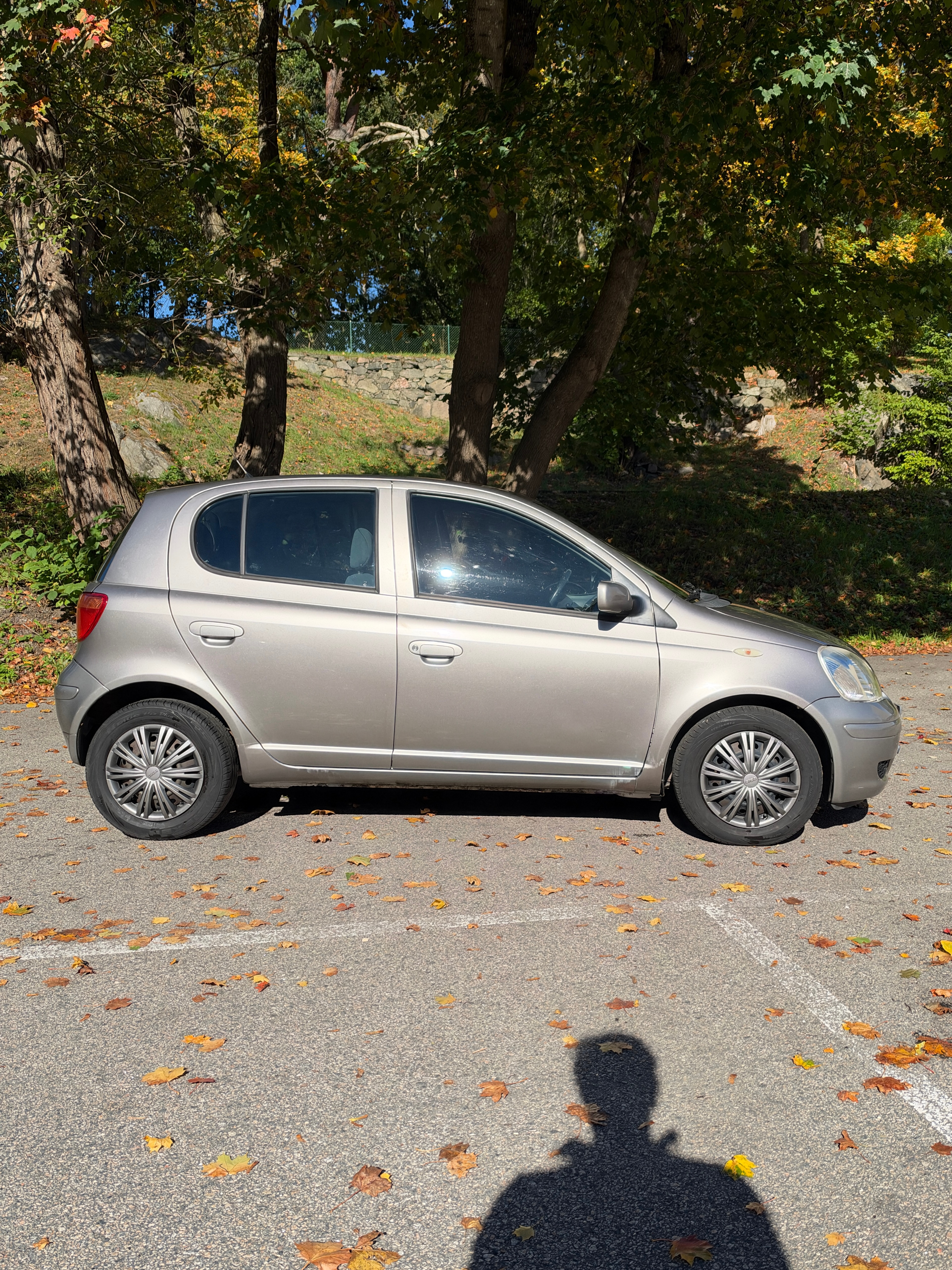 Toyota Yaris 1.3 2004, kuva 3/9