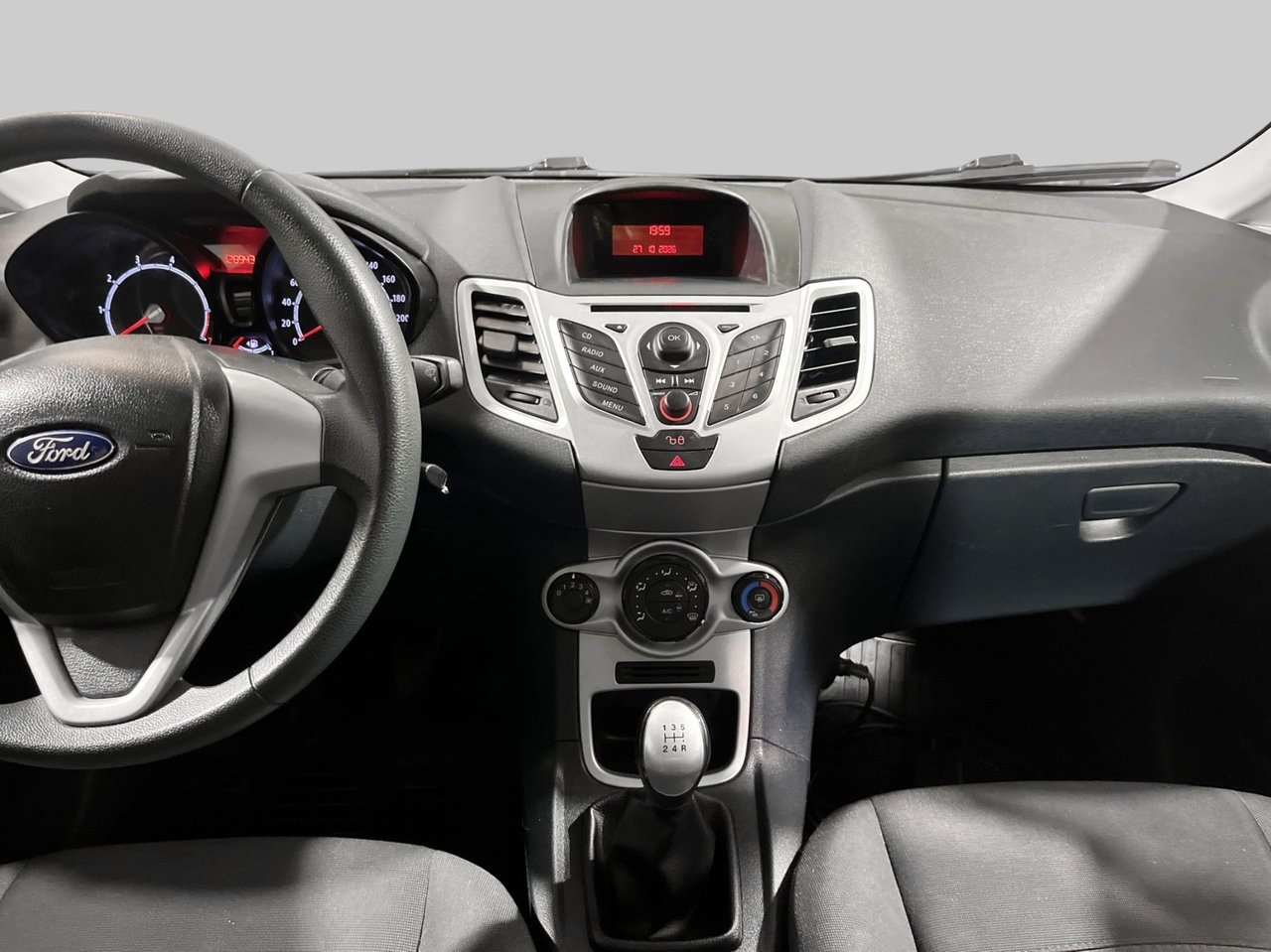 Ford Fiesta 1.25 Trend 2012, kuva 8/9
