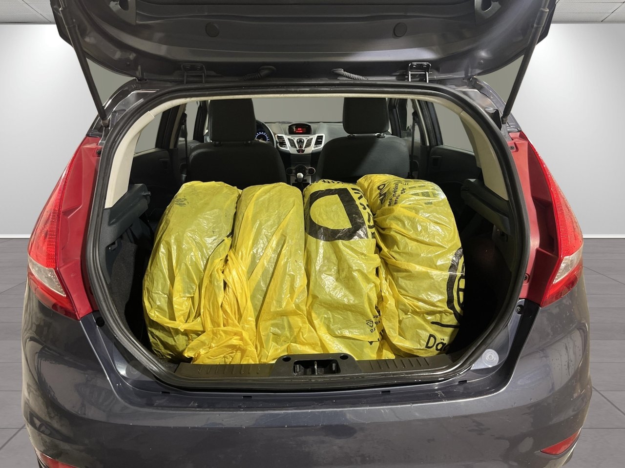 Ford Fiesta 1.25 Trend 2012, kuva 9/9