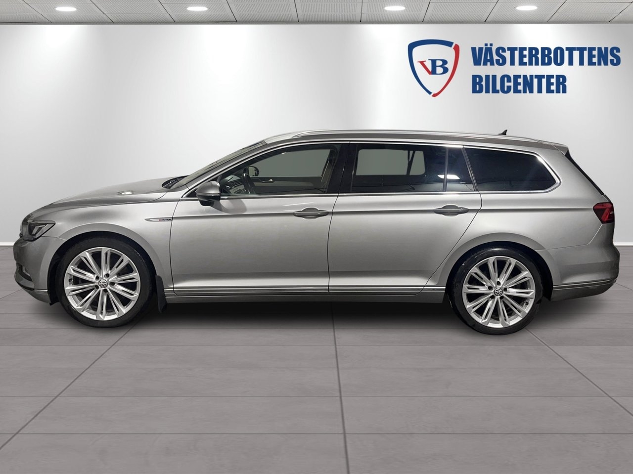 Volkswagen Passat 2.0 TDI SCR 2015, bild 2/10