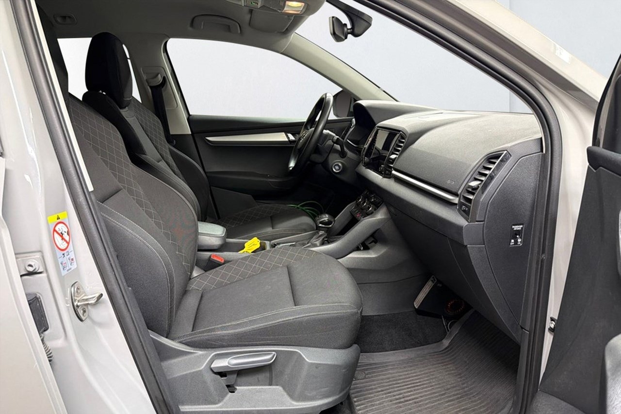 Skoda Karoq 2.0 TDI SCR Ambition 2021, bild 6/10
