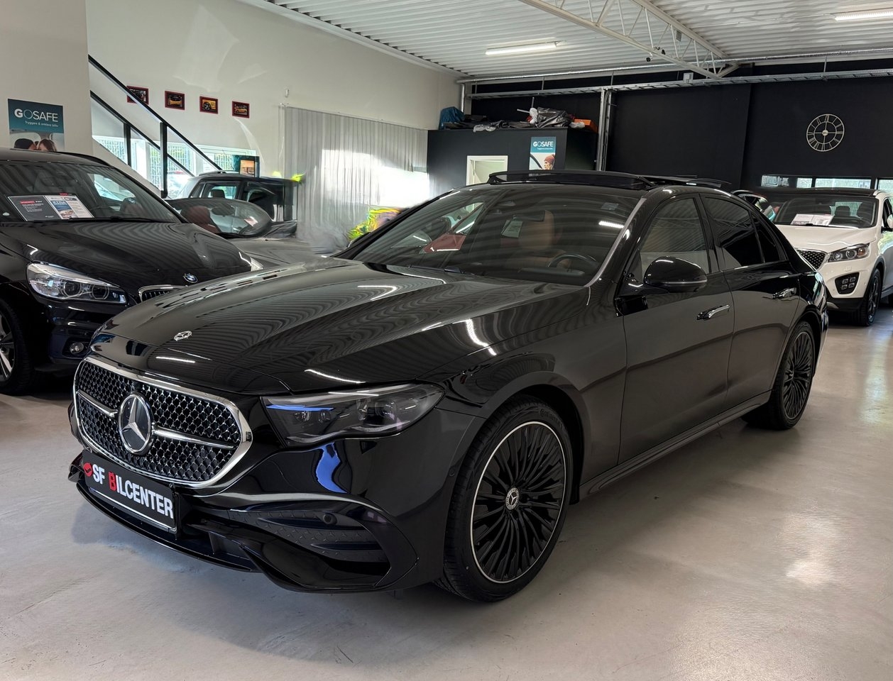 Mercedes-Benz E AMG Line Premium Plus 2025, bild 2/10