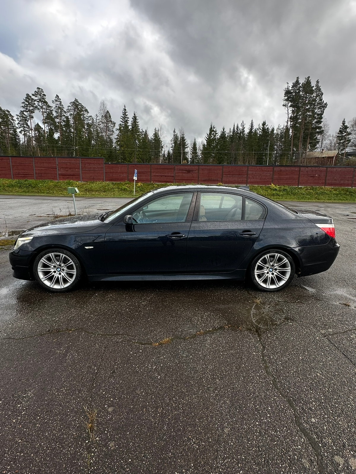 BMW 520d M Sport 2009, bild 7/10