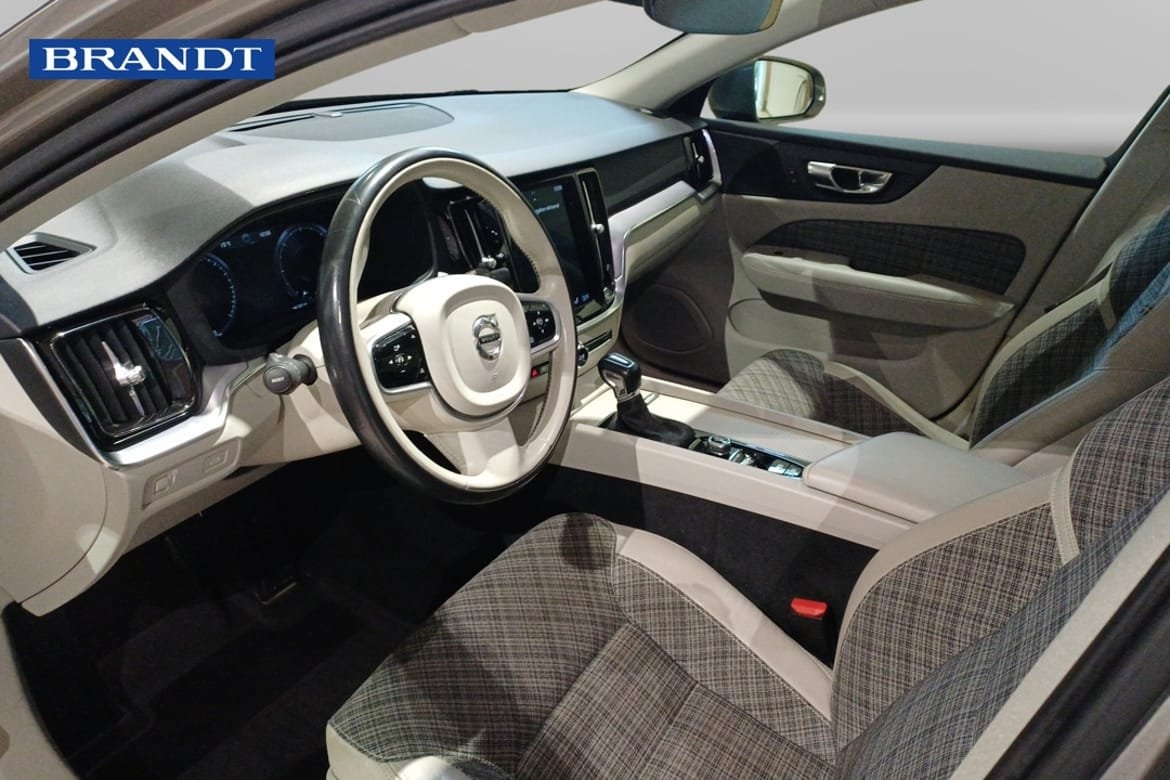 Volvo V60 Cross Country D4 2019, bild 5/10