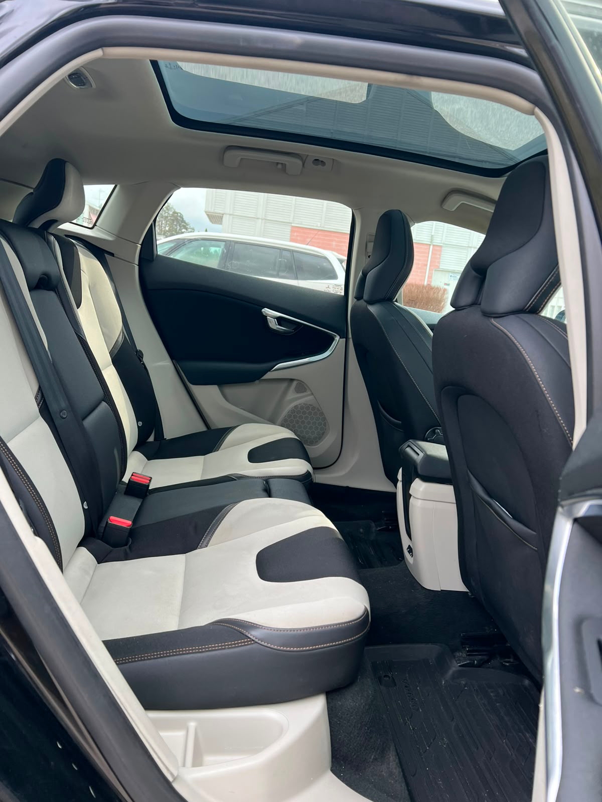 Volvo V40 Cross Country D2 2014, bild 6/9