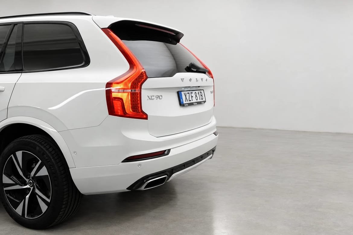 Volvo XC90 T8 R Design 2020, photo 3/10