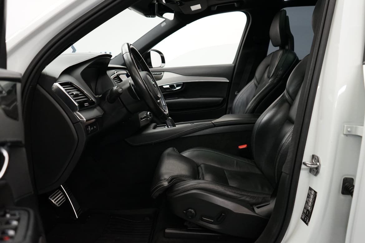 Volvo XC90 T8 R Design 2020, photo 5/10