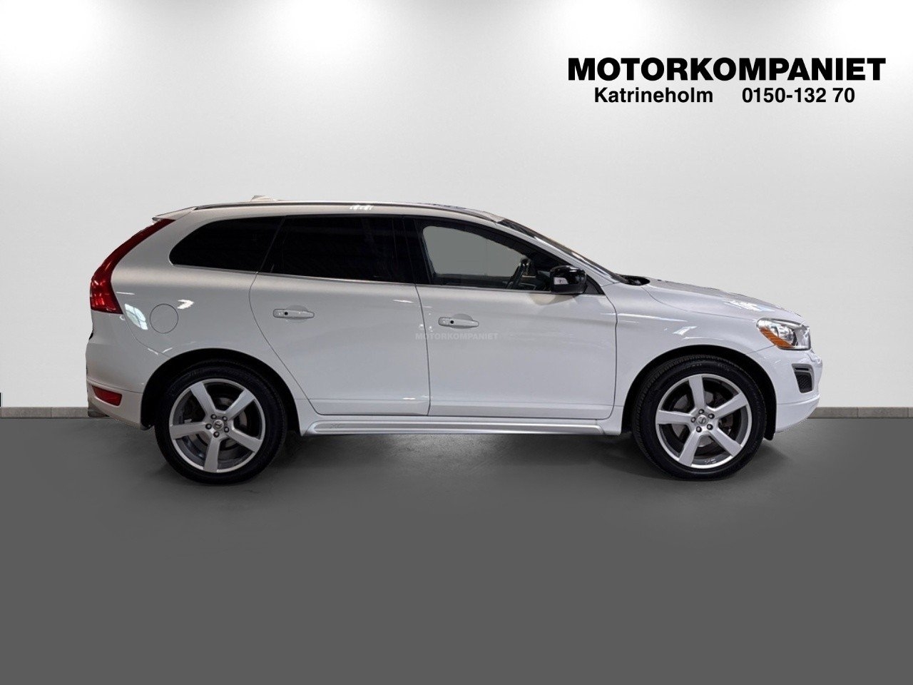 Volvo XC60 R Design 2013, photo 4/10
