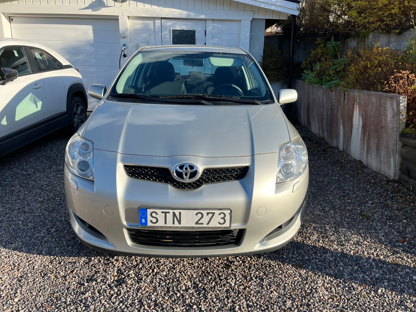 Toyota Auris 1.6 2010, kuva 2/6