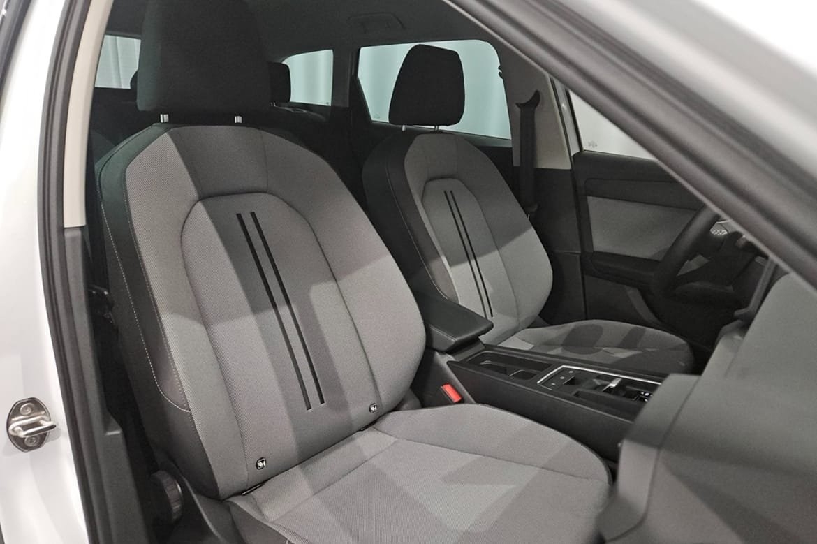 Seat Leon 1.5 eTSI 2026, bild 6/10
