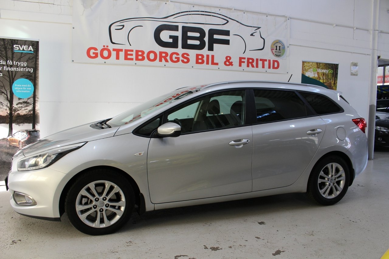 Kia Ceed 1.4 CRDi 90 2014, bild 2/10