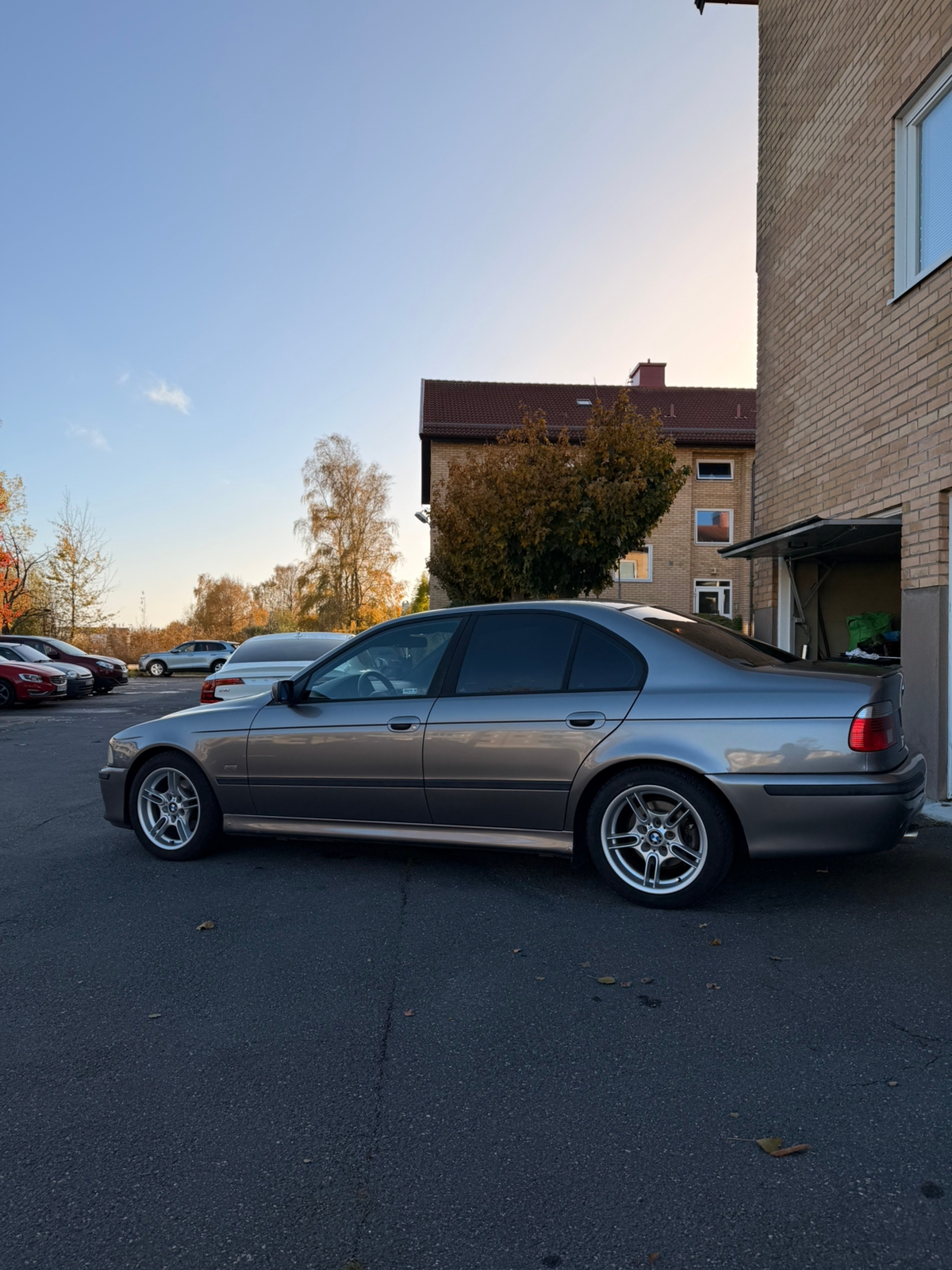 BMW 525i 2002, bild 2/10