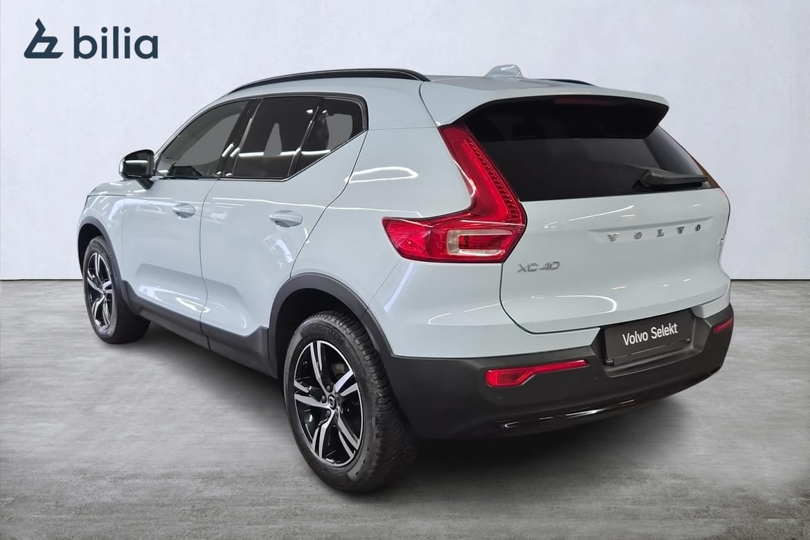 Volvo XC40 B4 Plus Dark 2024, bild 2/10
